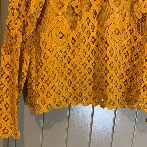 Moulinette Soeurs Mixed Lace Top - Picture 5 of 13